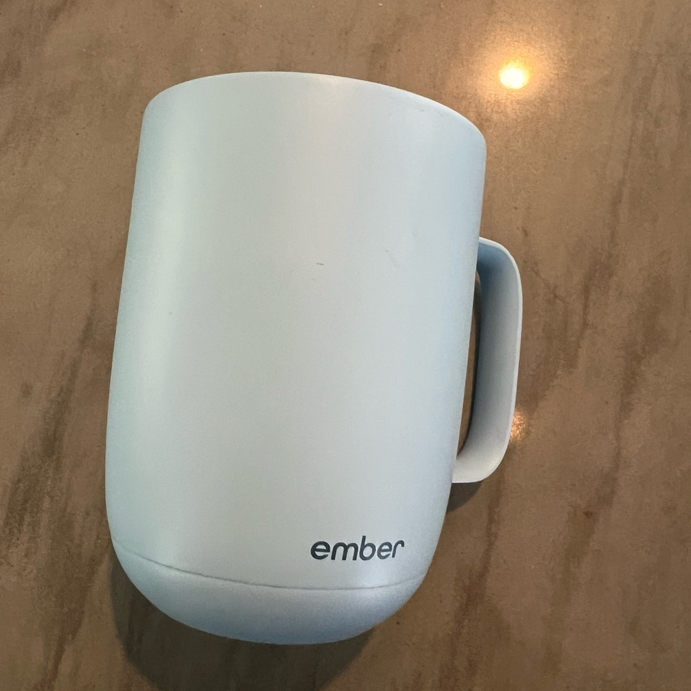 Ember Temperature Control Mug - Light Blue 16 ozs - Picture 2 of 5